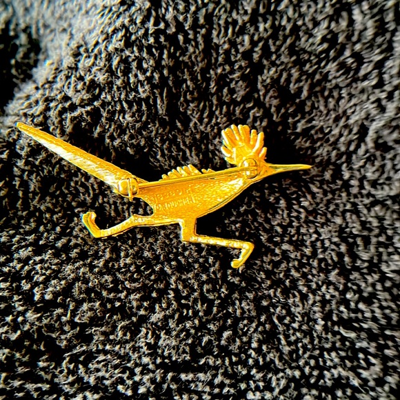 Beautiful Vintage Pair of Boucher Roadrunner Brooches Signed and Numbered - Picture 4 of 5